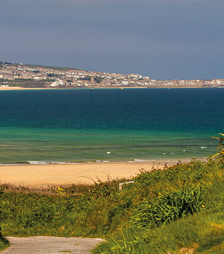 img-ari-newquayconversion-main-440x500