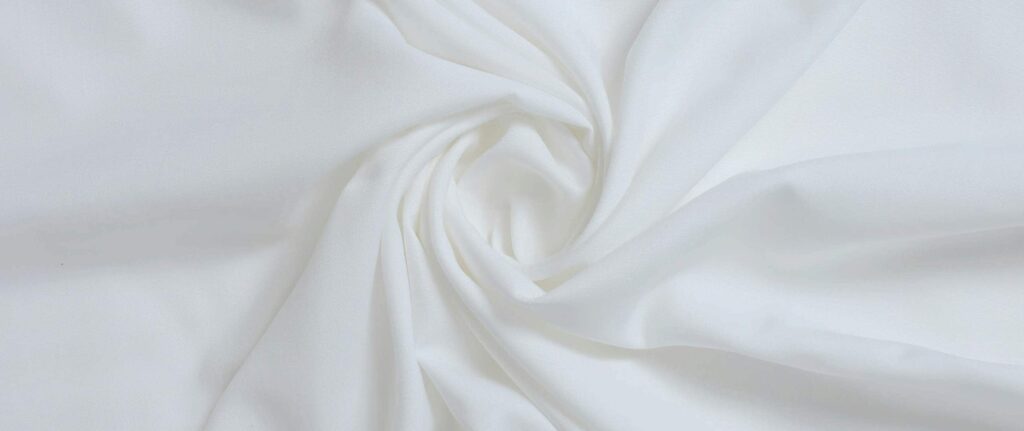 kain warna putih