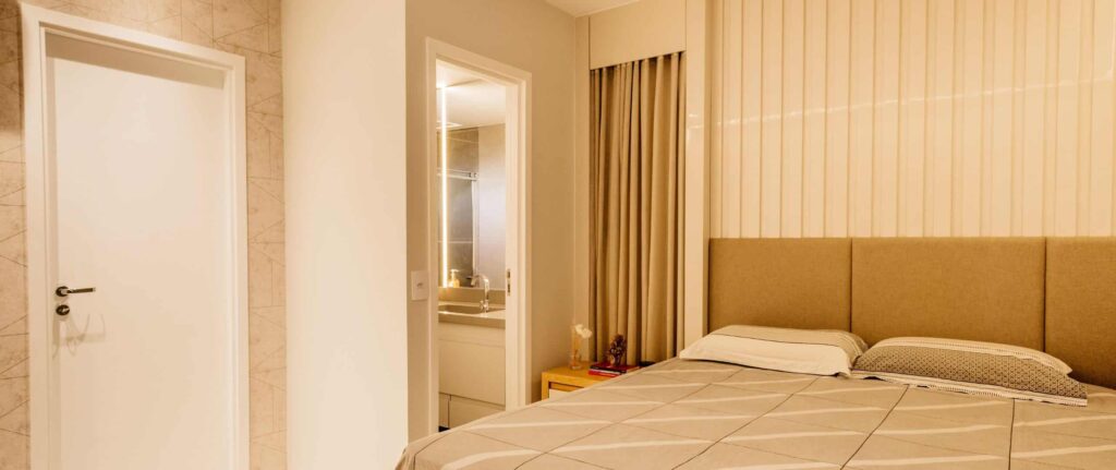 pintu dengan gaya modern minimalis